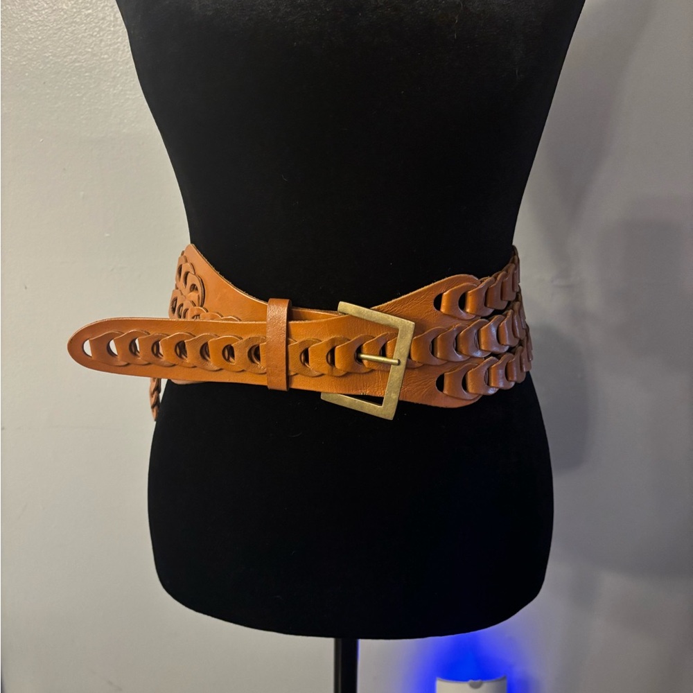 Women’s 3-Link Woven Genuine Leather With Brass Buckle Belt-Tan (made in India)